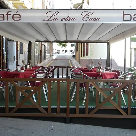 La Otra Casa Pensjonat 2*