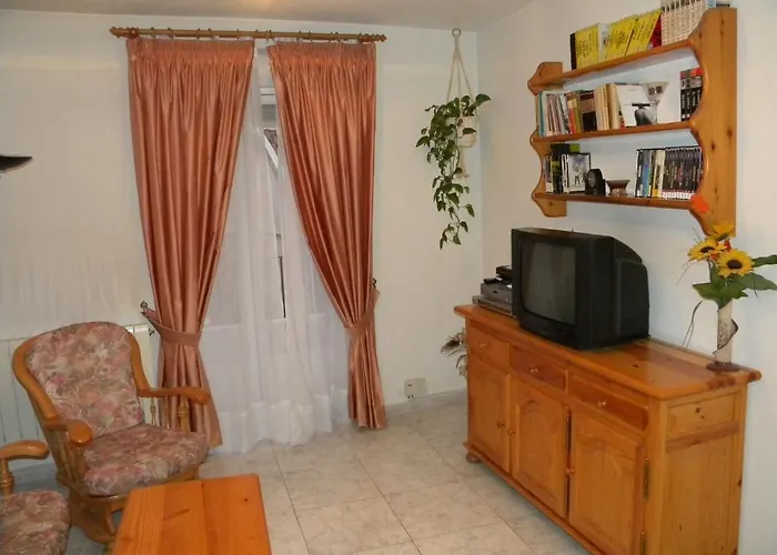 게스트하우스 La Otra Casa 2*