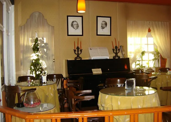 게스트하우스 La Otra Casa 2*